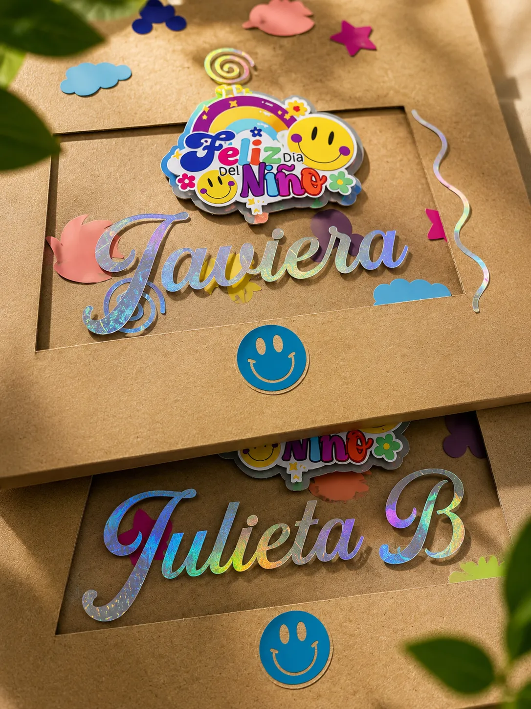 Plaquitas con nombres personalizados